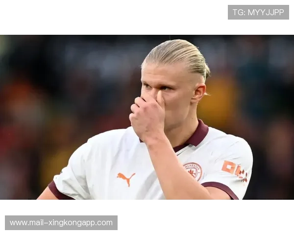 哈兰德头球砸门，狼队门将飞身扑出，哈兰德踢球视频